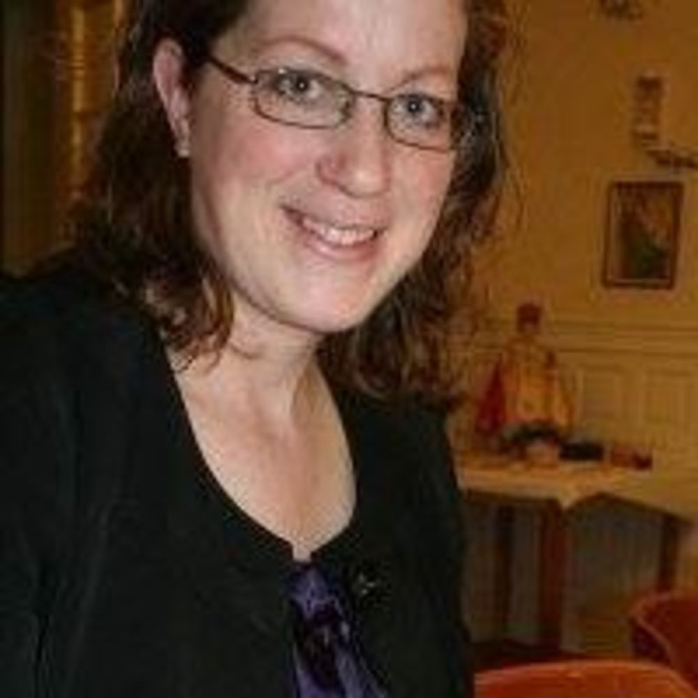 Meet your Posher, Carrie
